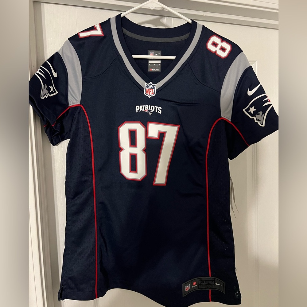 Nike Women’s Med New England Patriots Rob Gronkowski Jersey Never worn NWT GRONK